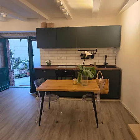 Apartment White