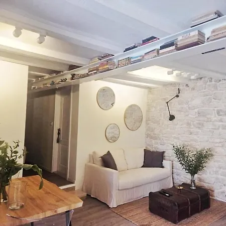 White Apartament *